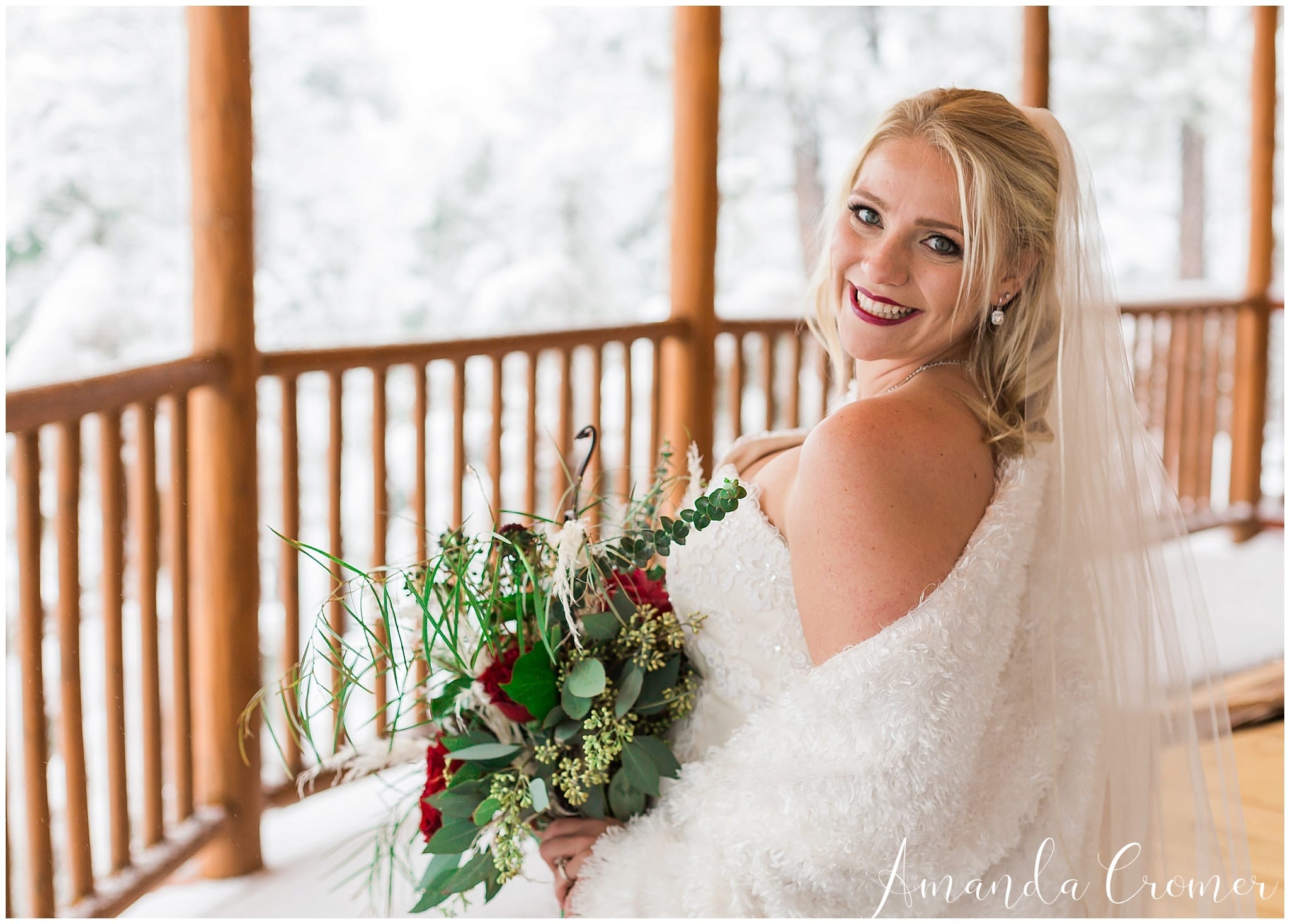Snow Wedding | Narnia Themed Wedding | Bride with bouquet
