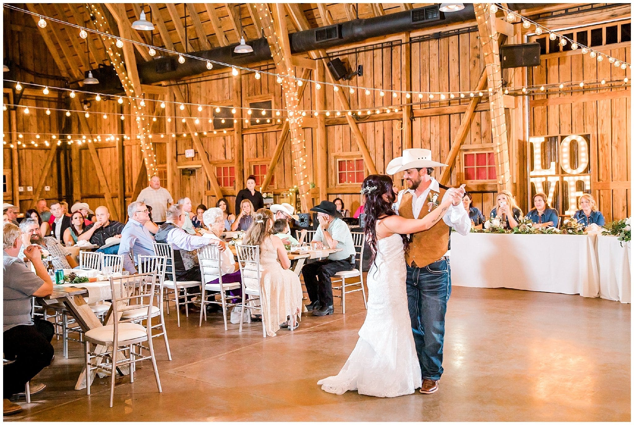 Country Wedding, Boots and Cowboy hats, Barn Wedding, Bride and Groom First Dance