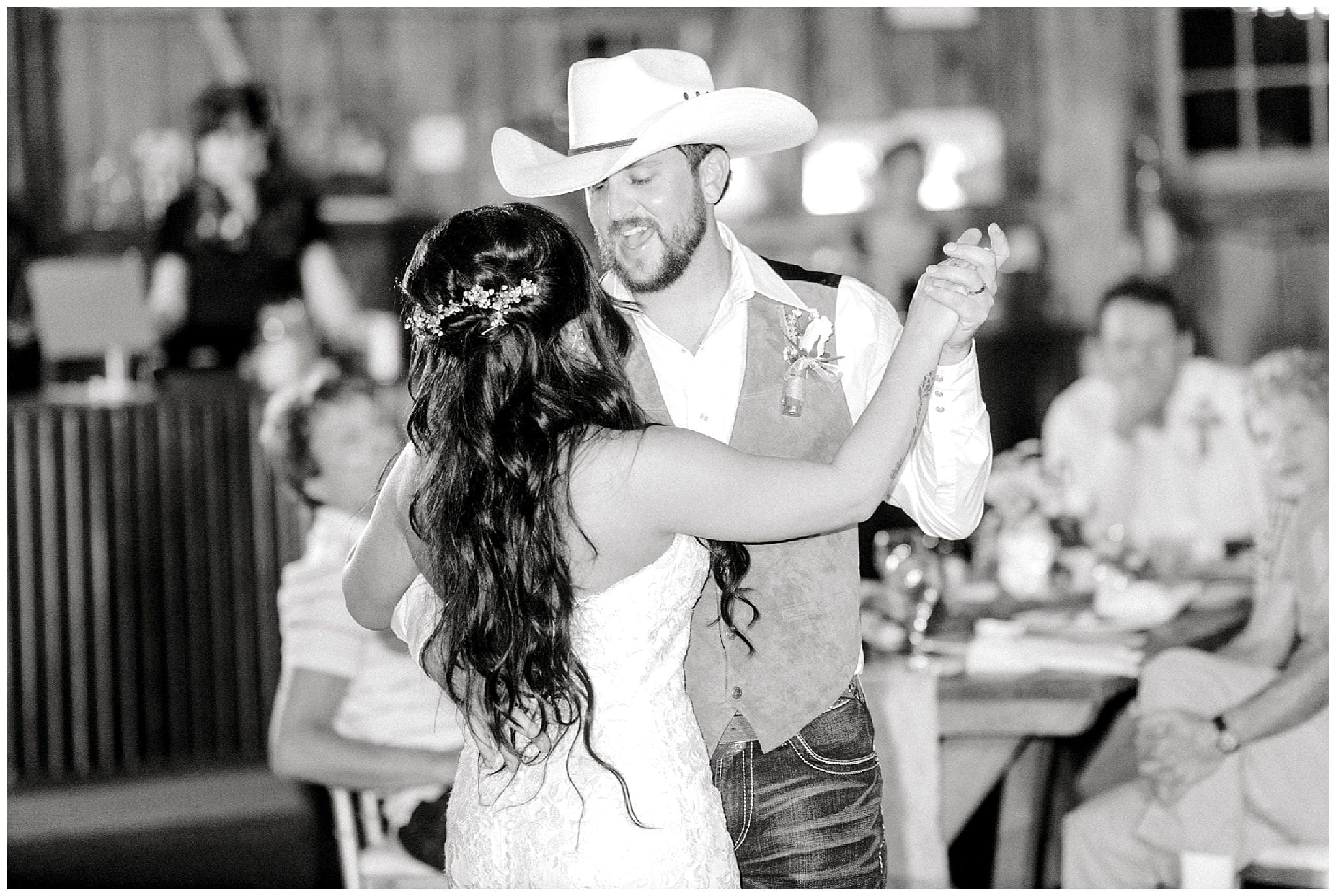 Country Wedding, Boots and Cowboy hats, Barn Wedding, Bride and Groom first dance